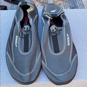 Speedo Mens Water Shoes Stretch Gray Mesh Size M 9-10